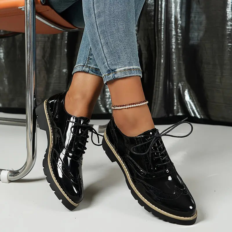 Ninette – Zapatos de cuero brillante