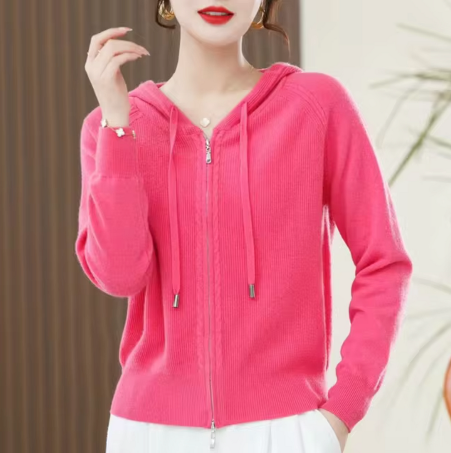 Kiana – Sudadera con capucha de cachemira de punto