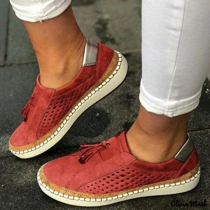 Mocasines con borlas: zapatillas de moda con tacones bajos