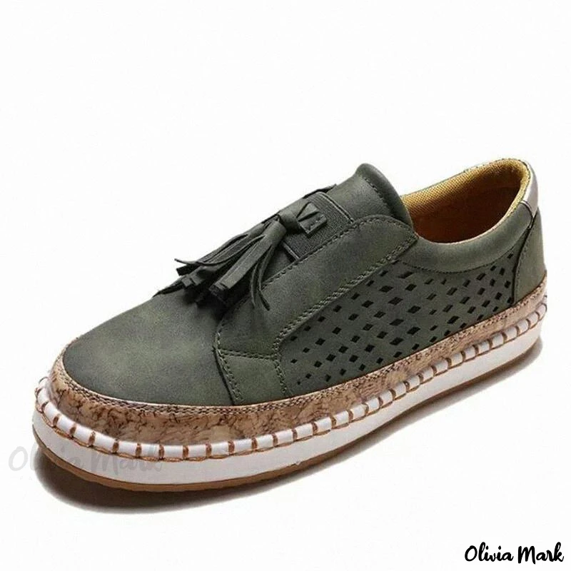 Mocasines con borlas: zapatillas de moda con tacones bajos