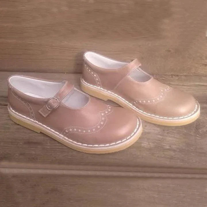 Zyphira – Zapatos de cuero duraderos y elegantes.