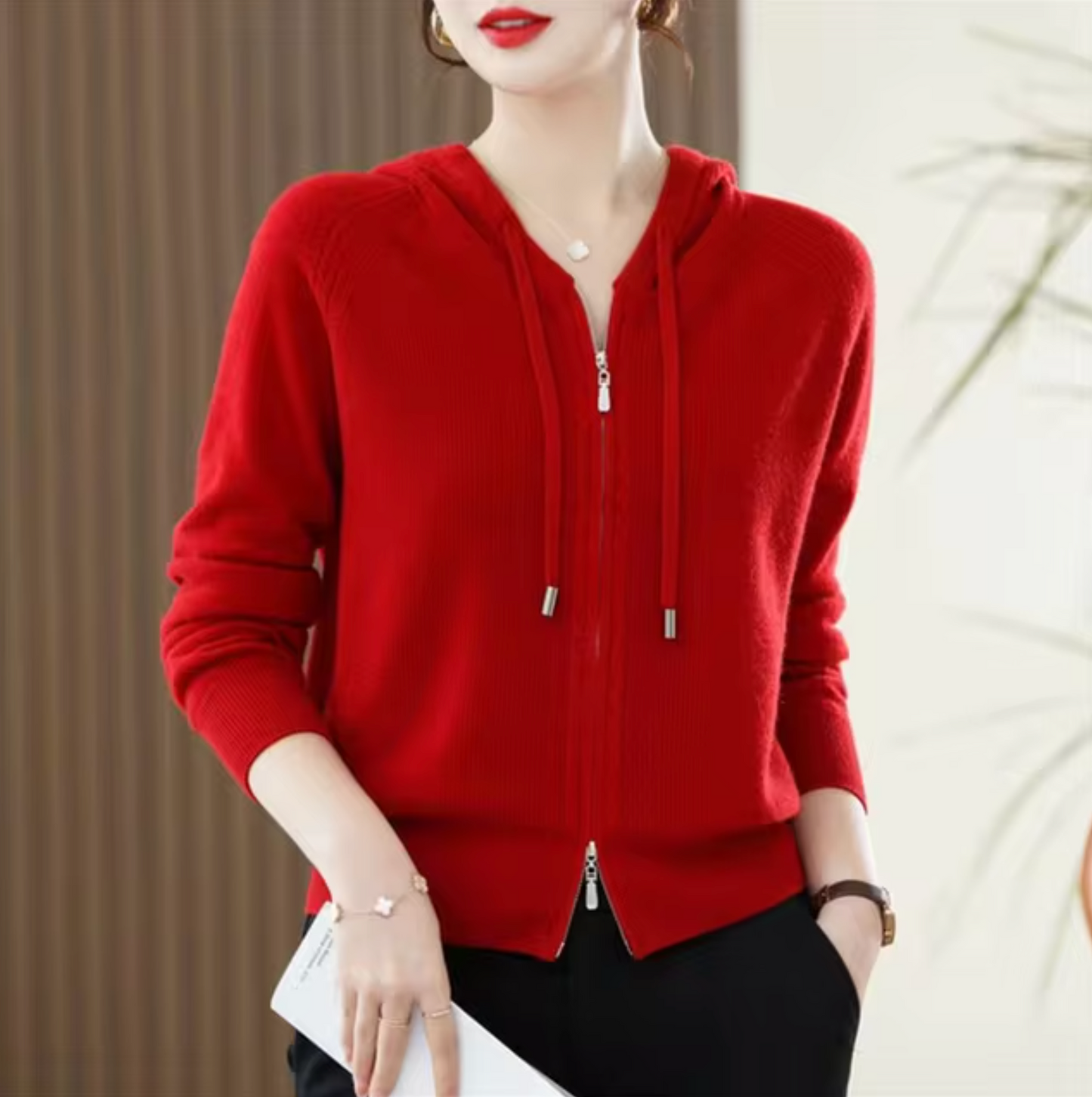 Kiana – Sudadera con capucha de cachemira de punto