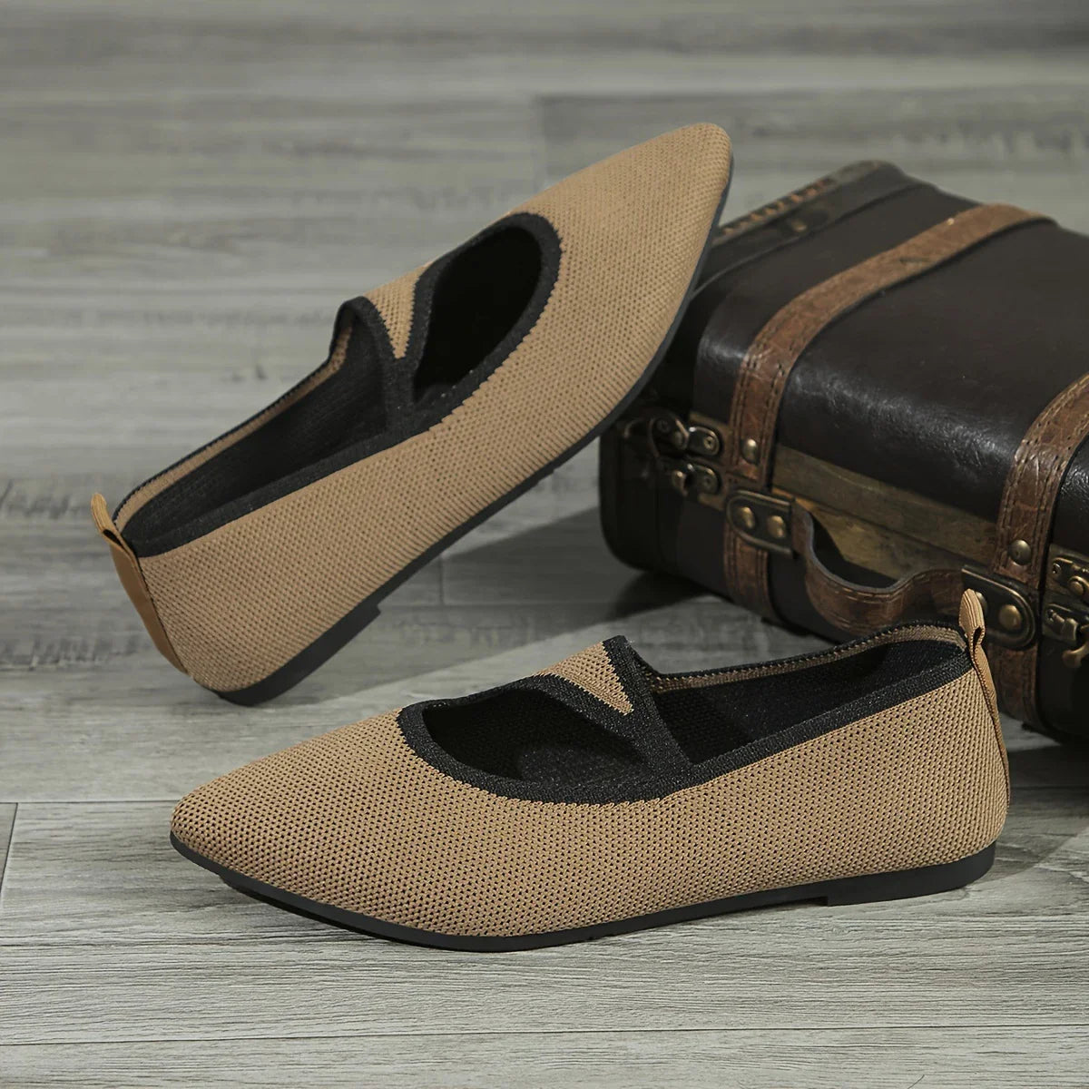Almeda - Zapatos sin cordones con punta puntiaguda para mujer
