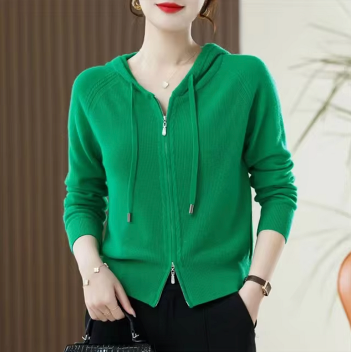 Kiana – Sudadera con capucha de cachemira de punto