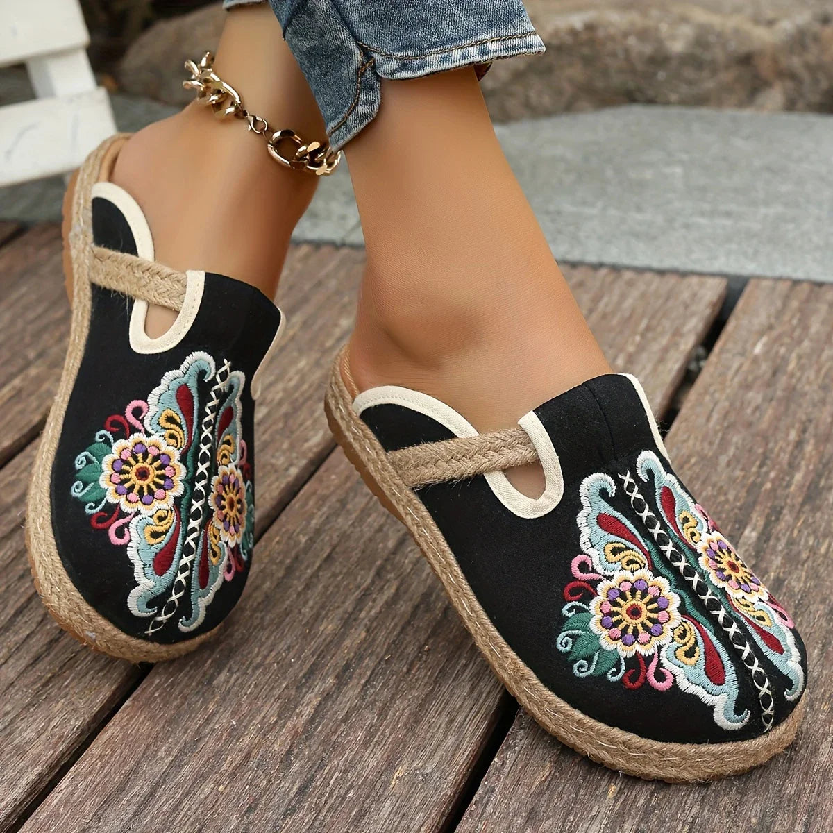 Teresa - Alpargatas boho-chic con bordado floral