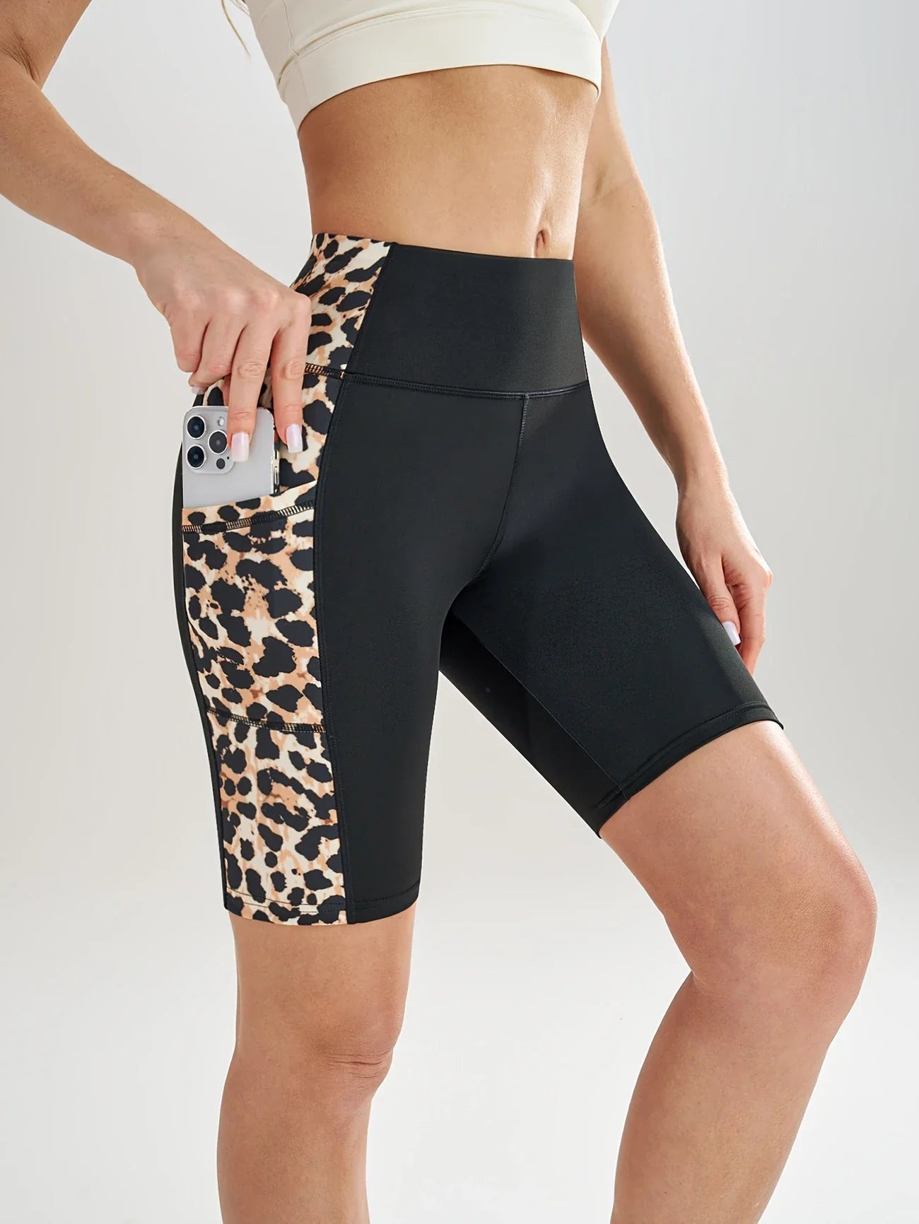Belva - Sportliche Shorts für Frauen