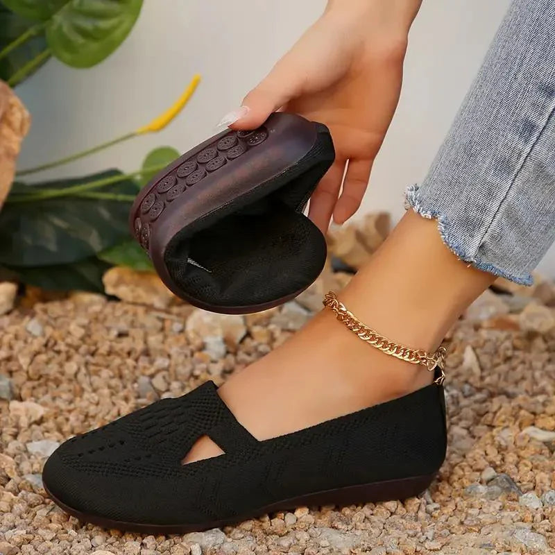 Nyxara – Zapatillas ligeras y flexibles.