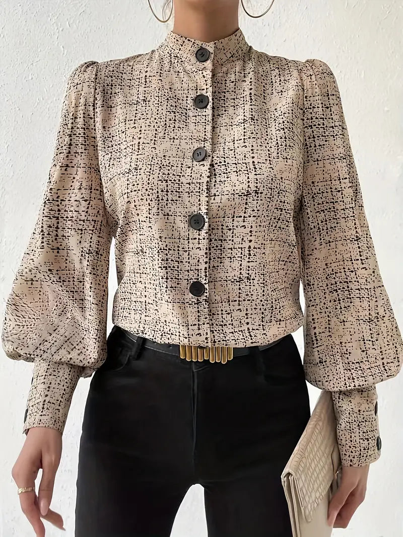 Monica - Blusa con estampado abstracto y ribete de volantes
