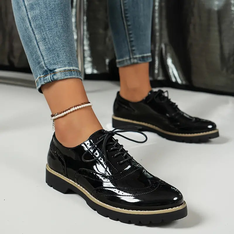 Ninette – Zapatos de cuero brillante