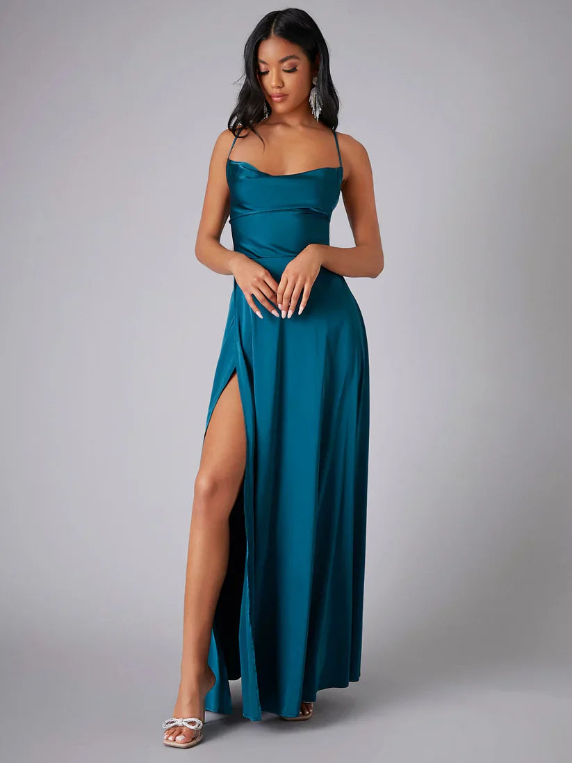 Alvaree – Elegante vestido largo de satén