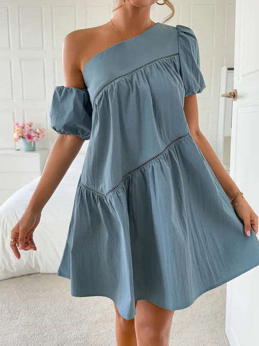 Cressida - Elegante vestido asimétrico con volantes y mangas cortas para mujer.