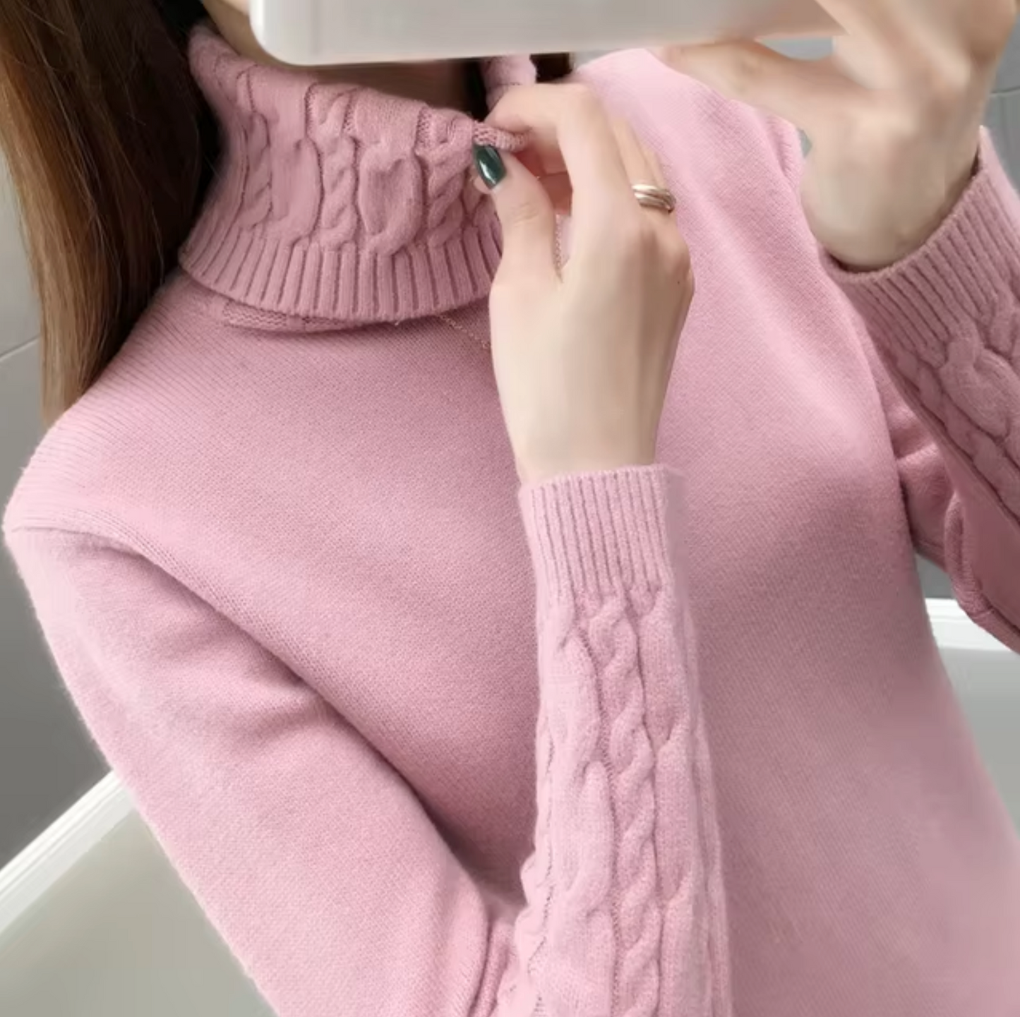 Althea – Suéter de cuello alto de lana