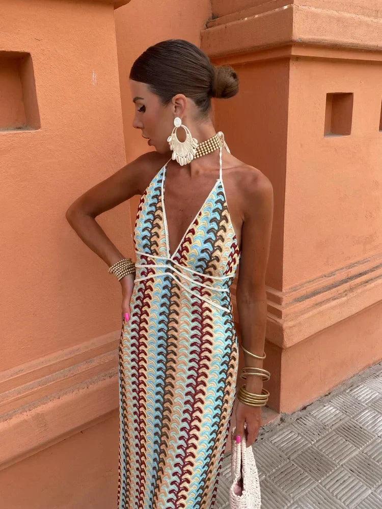 Winifred - Elegante maxivestido sin espalda con escote en V