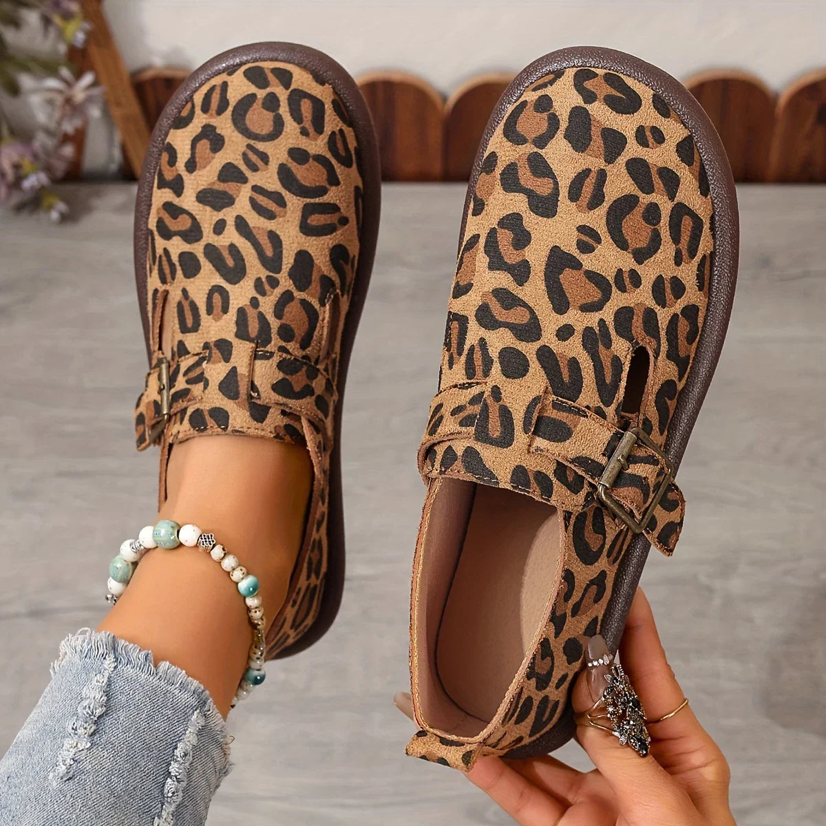 Ingrada - Zapatos planos de mujer con estampado de leopardo